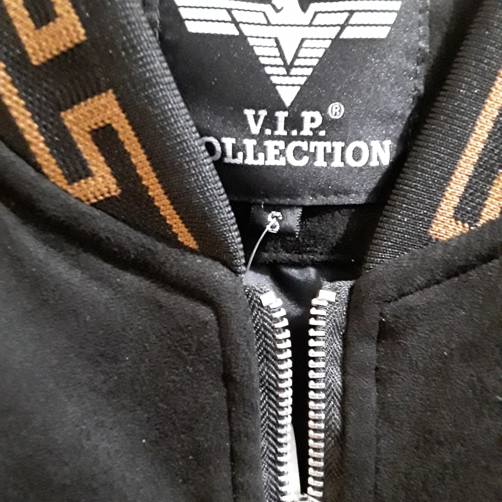 Men's Black VIP Collection - Picture 3 of 3